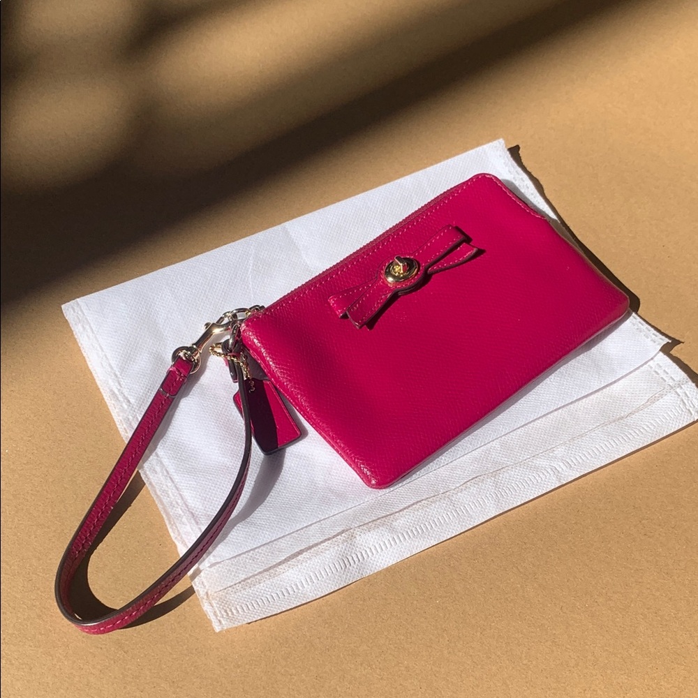 Coach leather wristlet